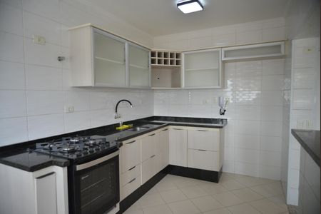 Apartamento para alugar com 82m², 2 quartos e 2 vagasCozinha