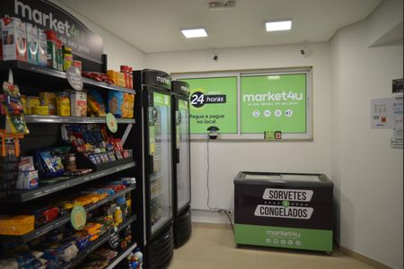 Apartamento para alugar com 82m², 2 quartos e 2 vagasMercado