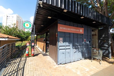 Apartamento à venda com 57m², 2 quartos e 1 vaga Apartamento à venda com 57m², 2 quartos e 1 vagaÁrea comum - Mini mercado