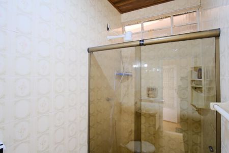 Casa à venda com 288m², 5 quartos e 2 vagasBanheiro