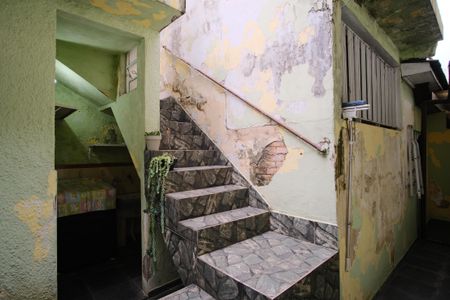 Casa à venda com 288m², 5 quartos e 2 vagasEscada