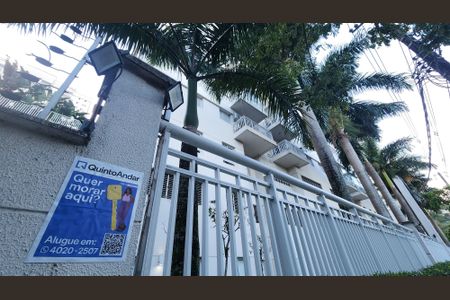 Apartamento para alugar com 95m², 2 quartos e 1 vagaFachada