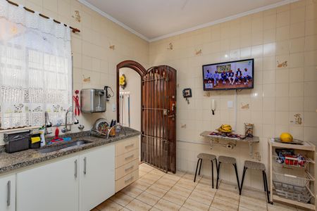 Casa à venda com 230m², 4 quartos e 2 vagas Casa à venda com 230m², 4 quartos e 2 vagasCozinha