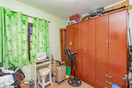 Casa à venda com 230m², 4 quartos e 2 vagas Casa à venda com 230m², 4 quartos e 2 vagasQuarto de Serviço