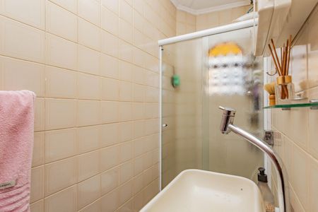 Casa à venda com 230m², 4 quartos e 2 vagas Casa à venda com 230m², 4 quartos e 2 vagasEdícula