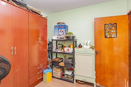 Casa à venda com 230m², 4 quartos e 2 vagas Casa à venda com 230m², 4 quartos e 2 vagasQuarto de Serviço