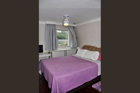 Apartamento para alugar com 78m², 2 quartos e 1 vagaDetalhe - Quarto 01 com Suíte