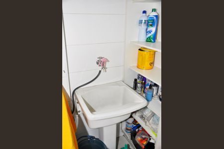 Apartamento para alugar com 78m², 2 quartos e 1 vagaDetalhe - Área de Serviço