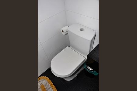 Apartamento para alugar com 78m², 2 quartos e 1 vagaDetalhe - Banheiro Social