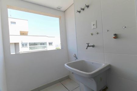 Apartamento à venda com 64m², 2 quartos e 1 vagaÁrea de Serviço
