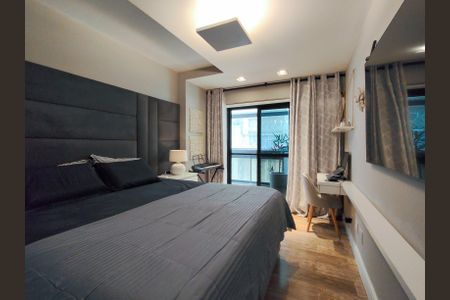 Apartamento à venda com 134m², 4 quartos e 2 vagasSuíte 2