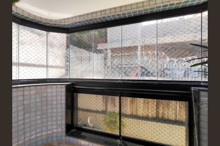 Apartamento à venda com 134m², 4 quartos e 2 vagasVaranda da Suíte 2