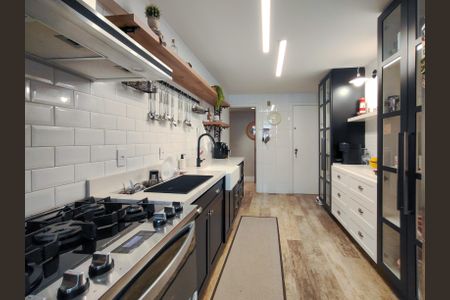 Apartamento à venda com 134m², 4 quartos e 2 vagasCozinha