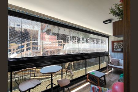 Apartamento à venda com 134m², 4 quartos e 2 vagasVista do Quarto 1