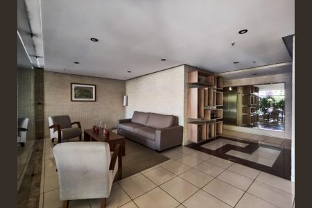 Apartamento à venda com 134m², 4 quartos e 2 vagasFachada e portaria