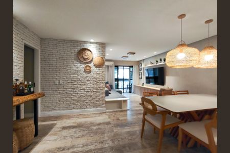 Apartamento à venda com 134m², 4 quartos e 2 vagasSala