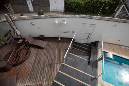 Vista  de casa à venda com 5 quartos, 365m² em Jardim Leonor Mendes de Barros, São Paulo