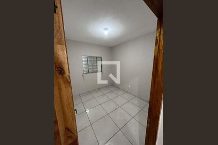 Casa para alugar com 2 quartos, 70m² em Vila Sao Paulo, Ferraz de Vasconcelos