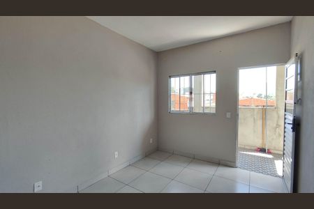 Sala de casa para alugar com 2 quartos, 75m² em Vila Sao Paulo, Ferraz de Vasconcelos