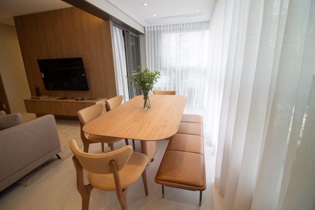 Apartamento à venda com 81m², 2 quartos e 1 vaga Apartamento à venda com 81m², 2 quartos e 1 vagaSala de Jantar