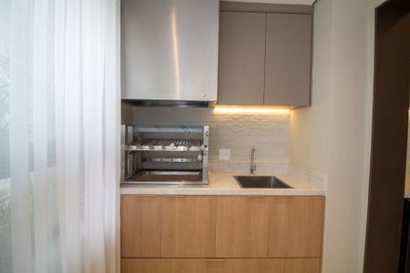 Apartamento à venda com 81m², 2 quartos e 1 vaga Apartamento à venda com 81m², 2 quartos e 1 vagaSala de Jantar - Churrasqueira