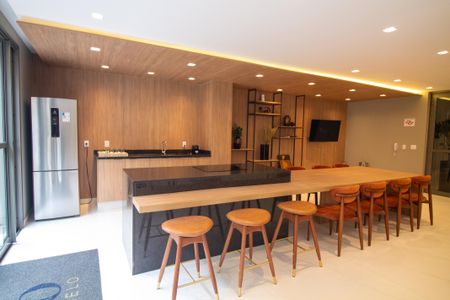 Apartamento à venda com 81m², 2 quartos e 1 vaga Apartamento à venda com 81m², 2 quartos e 1 vagaÁrea comum - Salão de Festas