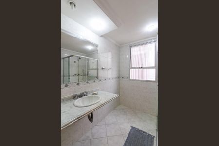 Apartamento à venda com 180m², 3 quartos e 2 vagasBanheiro Suíte
