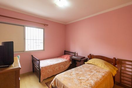 Apartamento à venda com 180m², 3 quartos e 2 vagasQuarto 2