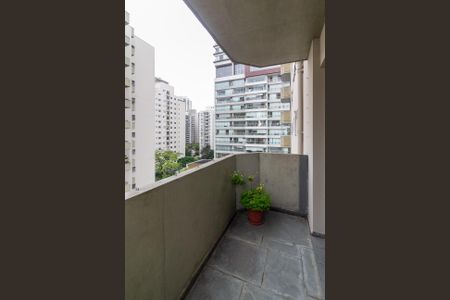 Apartamento à venda com 180m², 3 quartos e 2 vagasVaranda Quarto 3 - Suíte