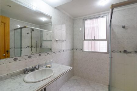 Apartamento à venda com 180m², 3 quartos e 2 vagasBanheiro Suíte