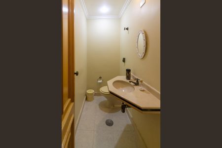 Apartamento à venda com 180m², 3 quartos e 2 vagasLavabo