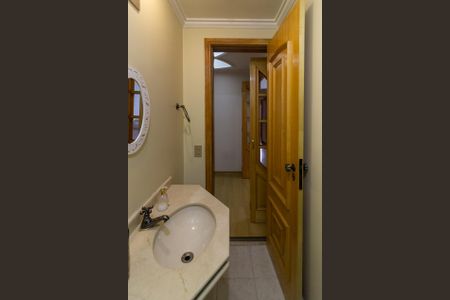 Apartamento à venda com 180m², 3 quartos e 2 vagasLavabo