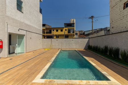 Studio para alugar com 24m², 1 quarto e sem vaga Studio para alugar com 24m², 1 quarto e sem vagaÁrea comum - Piscina