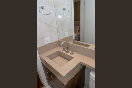 Apartamento à venda com 69m², 2 quartos e 1 vagaBanheiro da Suíte