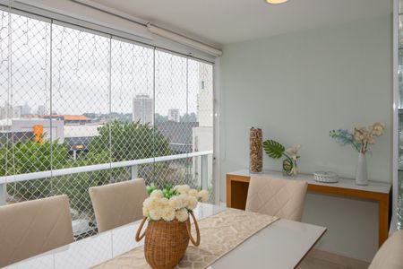 Sacada da Sala de apartamento à venda com 2 quartos, 69m² em Lapa, São Paulo