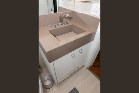 Apartamento à venda com 69m², 2 quartos e 1 vagaBanheiro Social