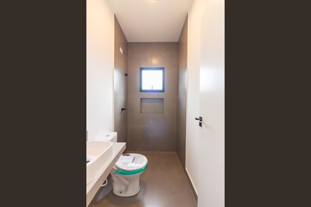 Casa à venda com 152m², 3 quartos e 4 vagasBanheiro da Suíte