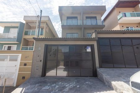 Casa à venda com 152m², 3 quartos e 4 vagasFachada