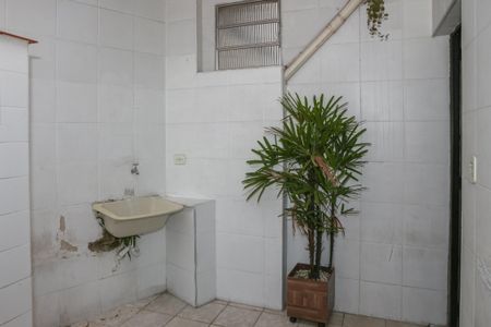 Casa à venda com 120m², 1 quarto e 2 vagas Casa à venda com 120m², 1 quarto e 2 vagasÁrea de Serviço