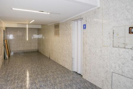 Casa à venda com 120m², 1 quarto e 2 vagas Casa à venda com 120m², 1 quarto e 2 vagasGaragem