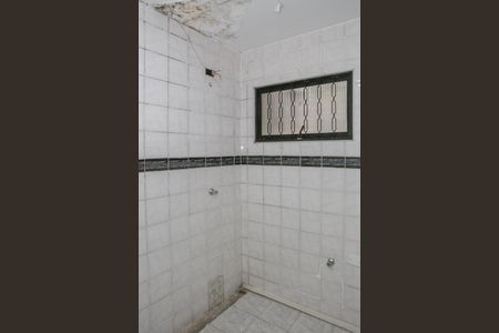 Casa à venda com 120m², 1 quarto e 2 vagas Casa à venda com 120m², 1 quarto e 2 vagasQuarto/Banheiro