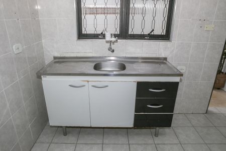 Casa à venda com 120m², 1 quarto e 2 vagas Casa à venda com 120m², 1 quarto e 2 vagasCozinha