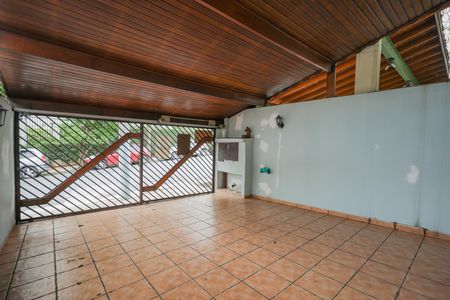 Casa para alugar com 69m², 2 quartos e 2 vagas Casa para alugar com 69m², 2 quartos e 2 vagasGaragem