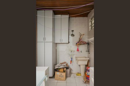 Casa para alugar com 69m², 2 quartos e 2 vagas Casa para alugar com 69m², 2 quartos e 2 vagasÁrea de Serviço