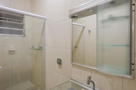 Casa para alugar com 69m², 2 quartos e 2 vagas Casa para alugar com 69m², 2 quartos e 2 vagasBanheiro