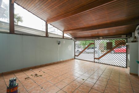 Casa para alugar com 69m², 2 quartos e 2 vagas Casa para alugar com 69m², 2 quartos e 2 vagasGaragem