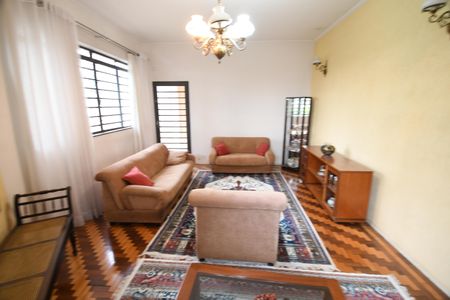 Casa à venda com 198m², 3 quartos e 2 vagasSala 1