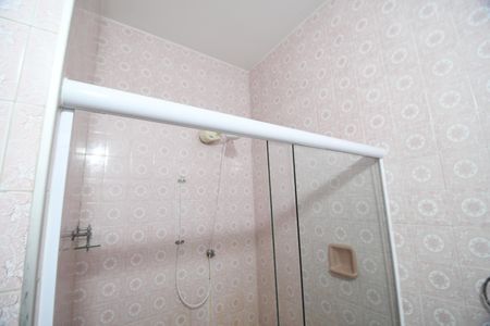 Casa à venda com 198m², 3 quartos e 2 vagasBanheiro 2