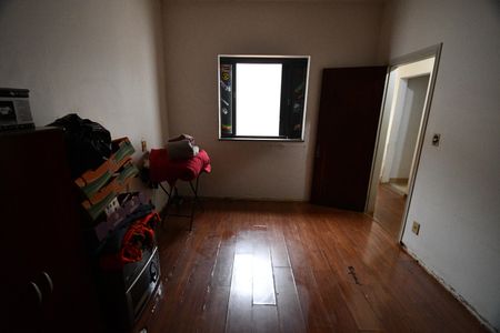 Casa à venda com 198m², 3 quartos e 2 vagasQuarto 1