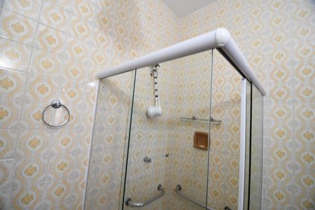 Casa à venda com 198m², 3 quartos e 2 vagasBanheiro 1